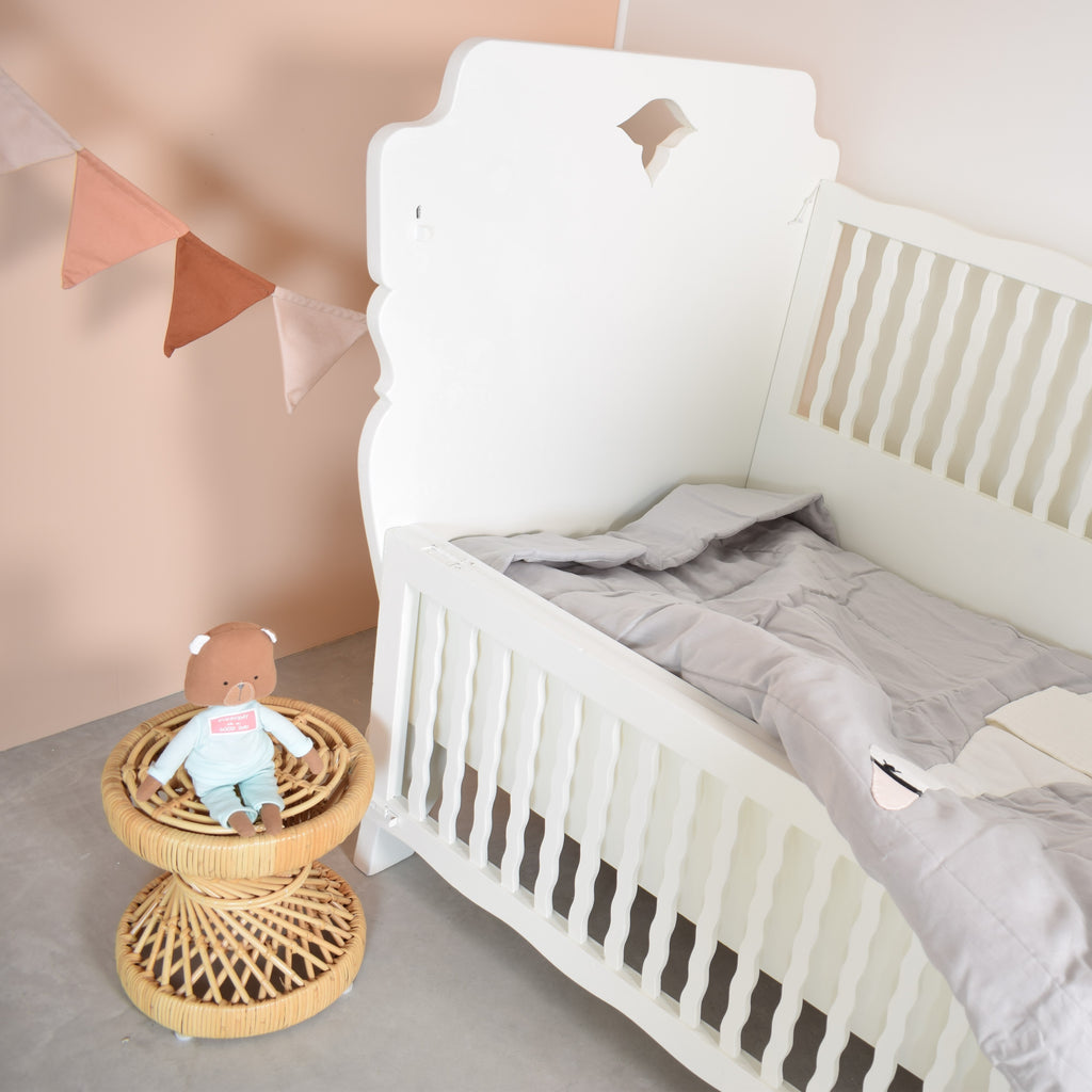 detail-babybed-emy-wit