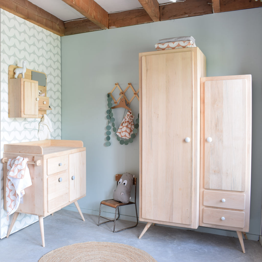 exclusieve-babykamer-ohsum-hout-retro