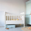 babybed-ledikant-oud-wit-brocant