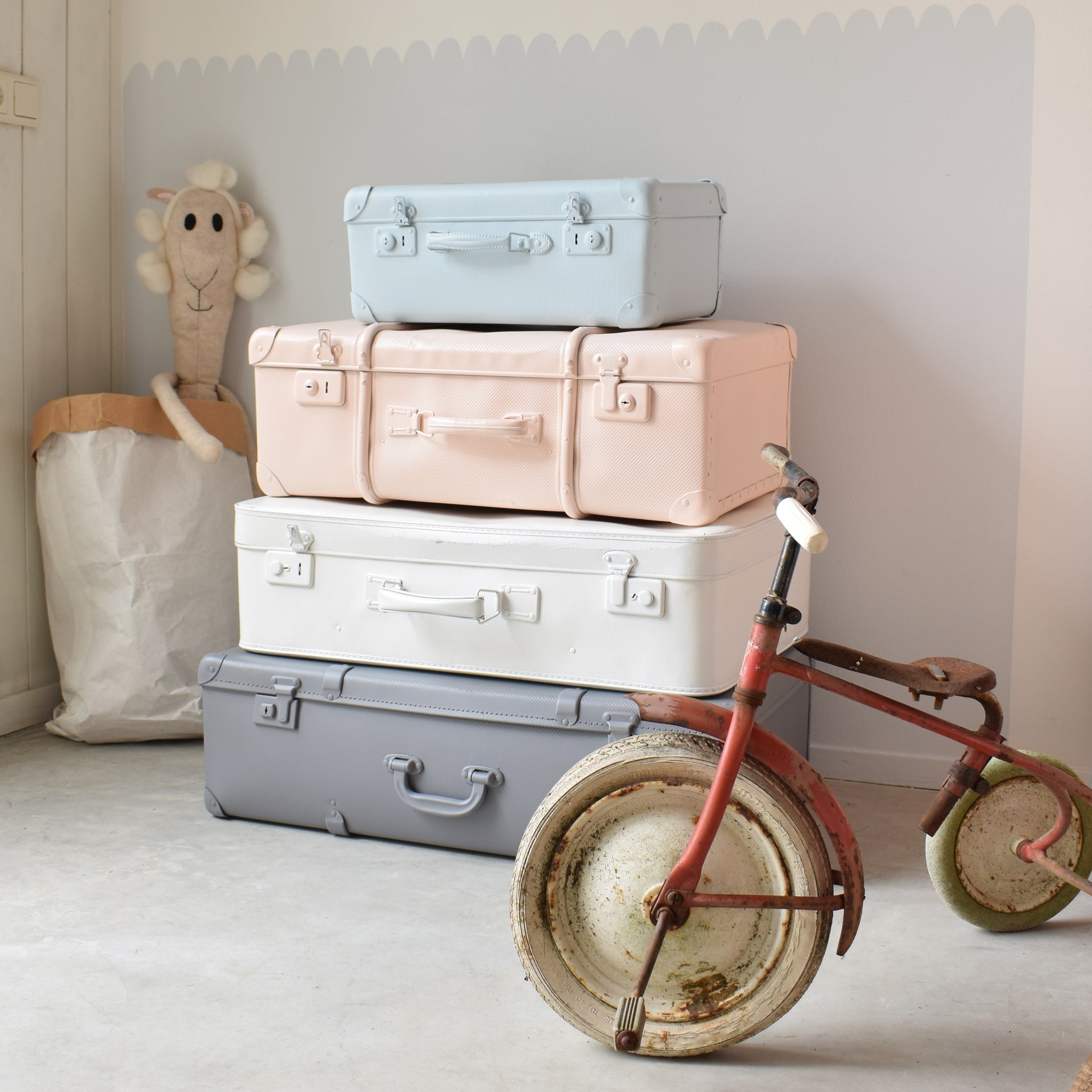 scandinavisch-accessoires-pastel-koffers