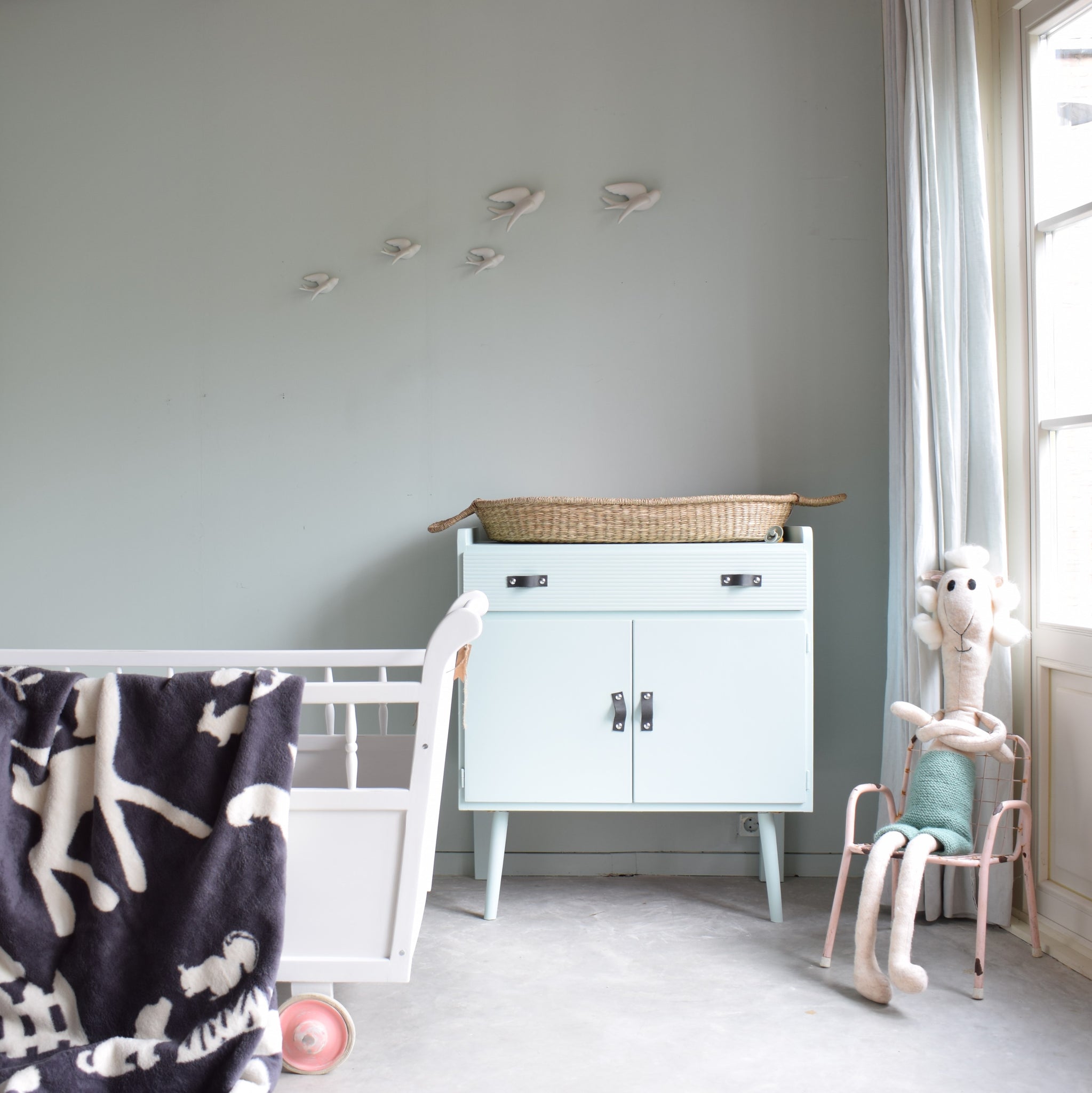 babykamer-wanddecoratie-vogel-vogeltje-scandinavisch
