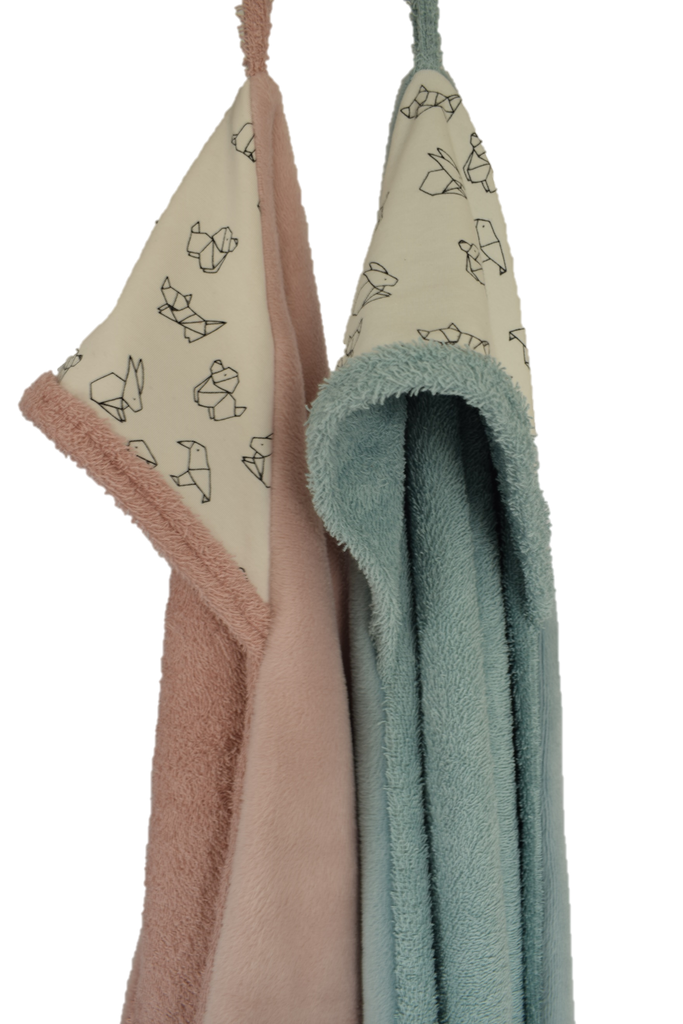 badcapes-grafischedierenprint-mint-roze