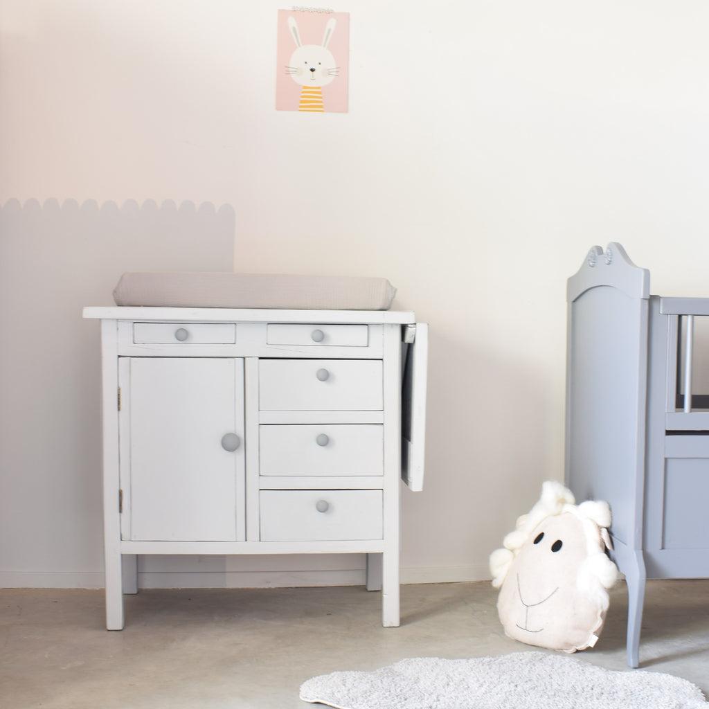 exclusieve-commode-babykamer-retro-vintage