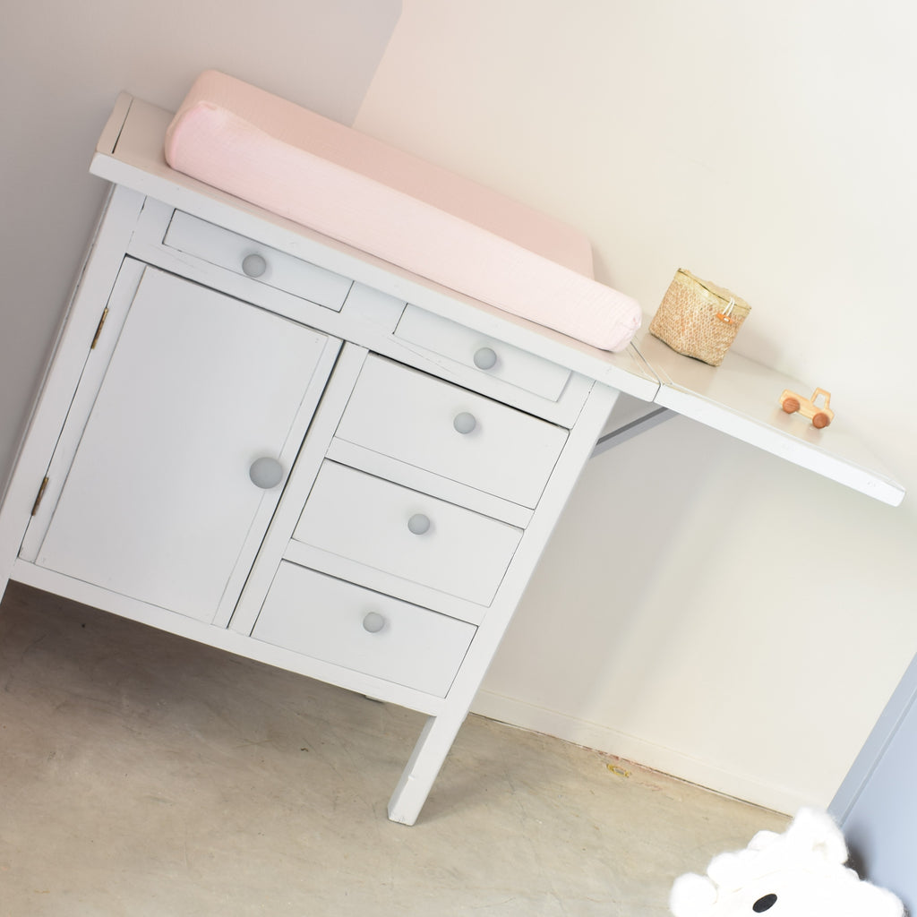 unieke-commode-babykamer-babymeubels-scandinavisch