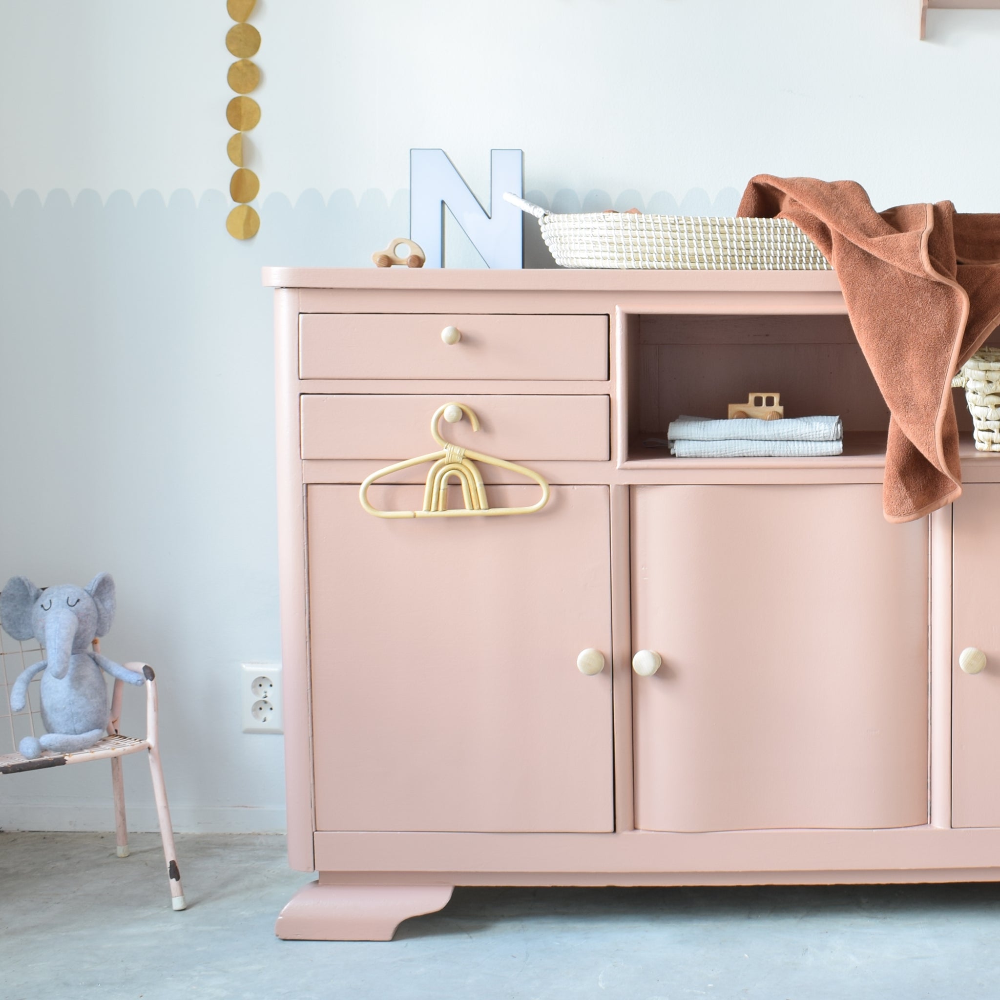 vintage-commode-terra-oude-dion