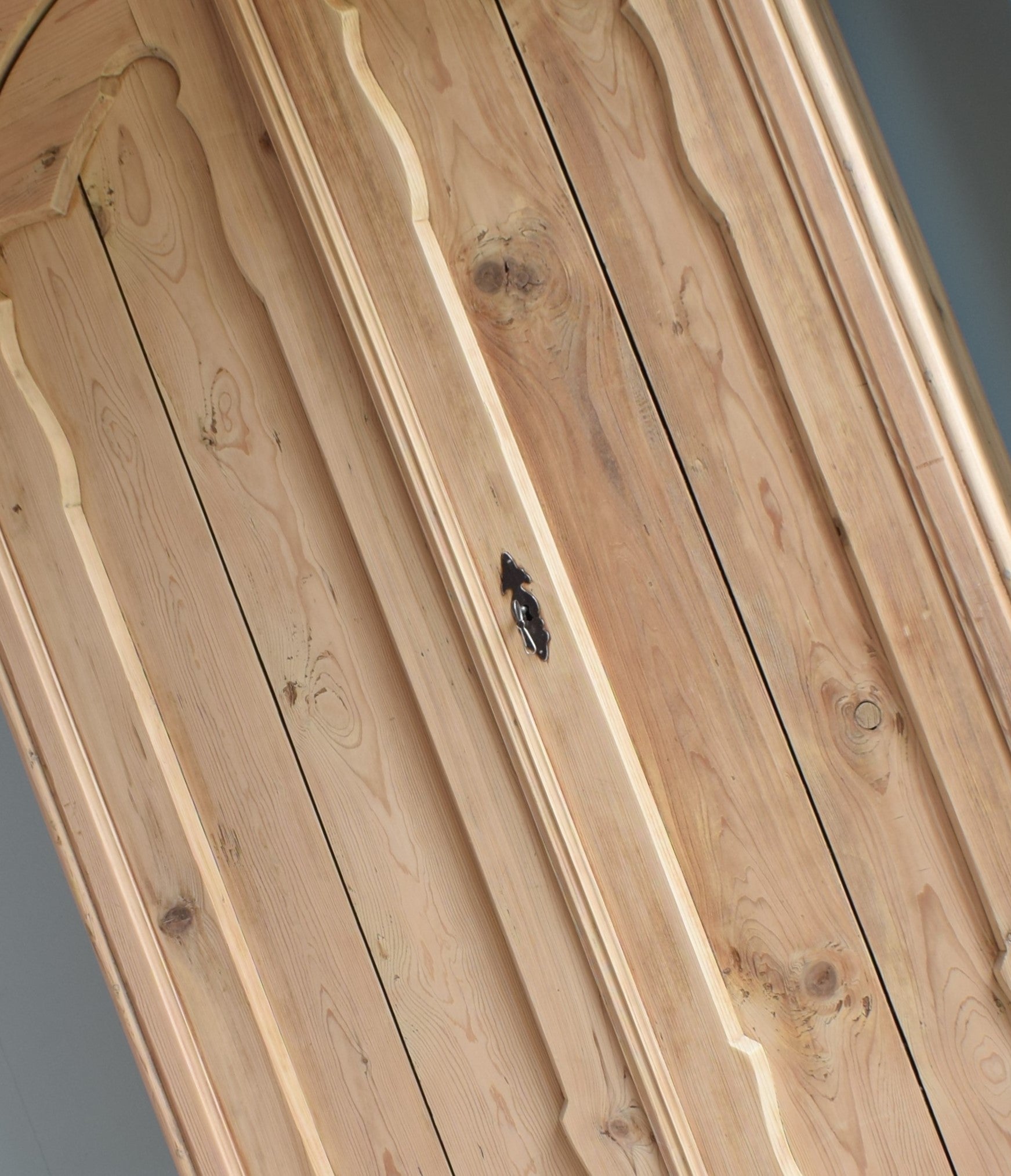 biedermeier-kledingkast-detail