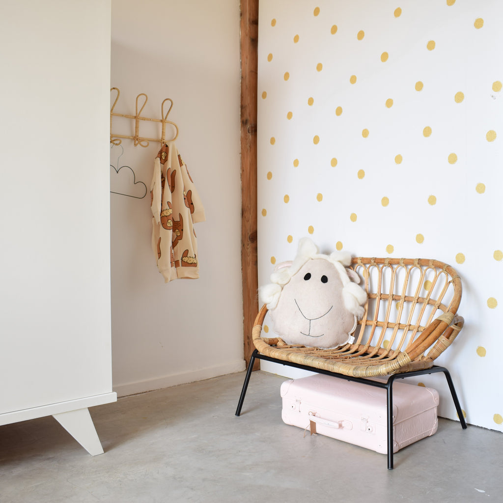 Rotan-bankje-ohsum-loveseat-kinderkamer