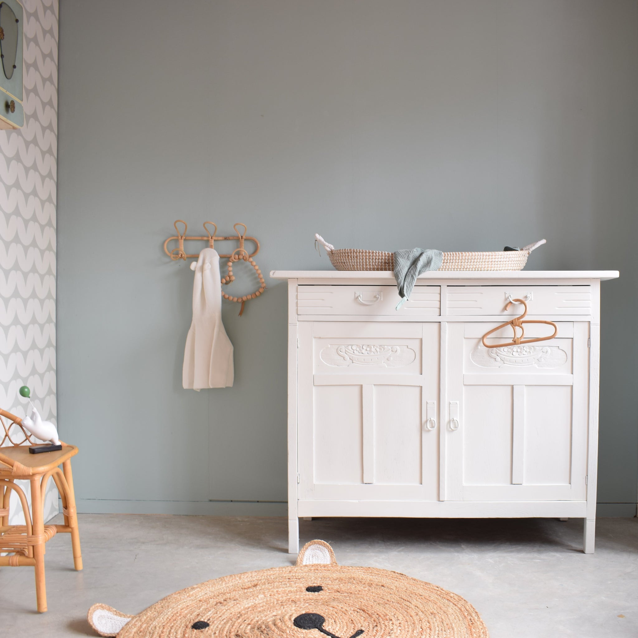 vintage-commode-brocante-babykamer-scandinavische