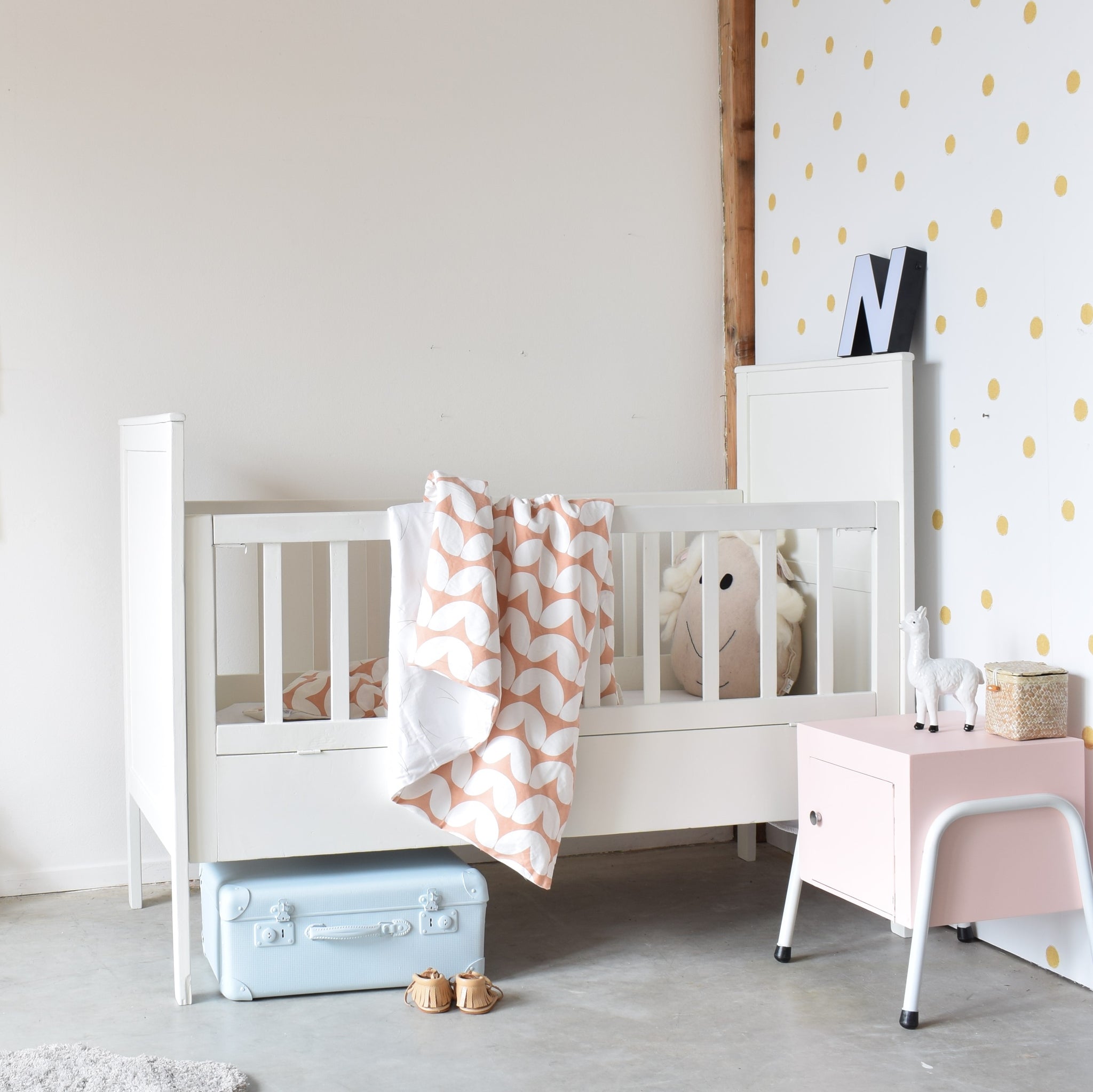 Vintage babybedje / ledikantje 'Lev' - white